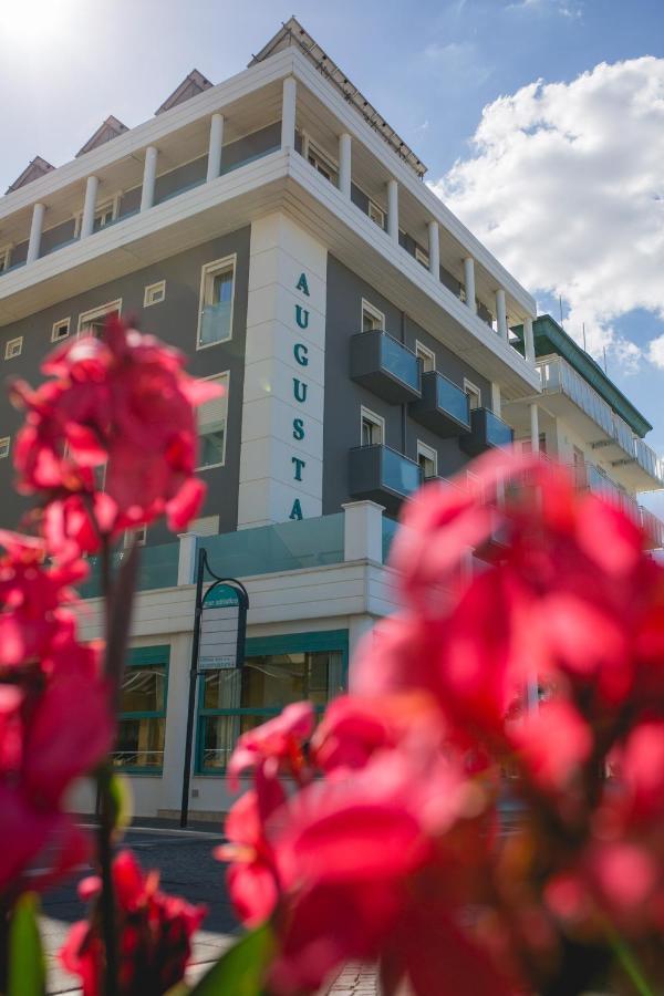 Hotel Augusta Bellaria-Igea Marina Esterno foto