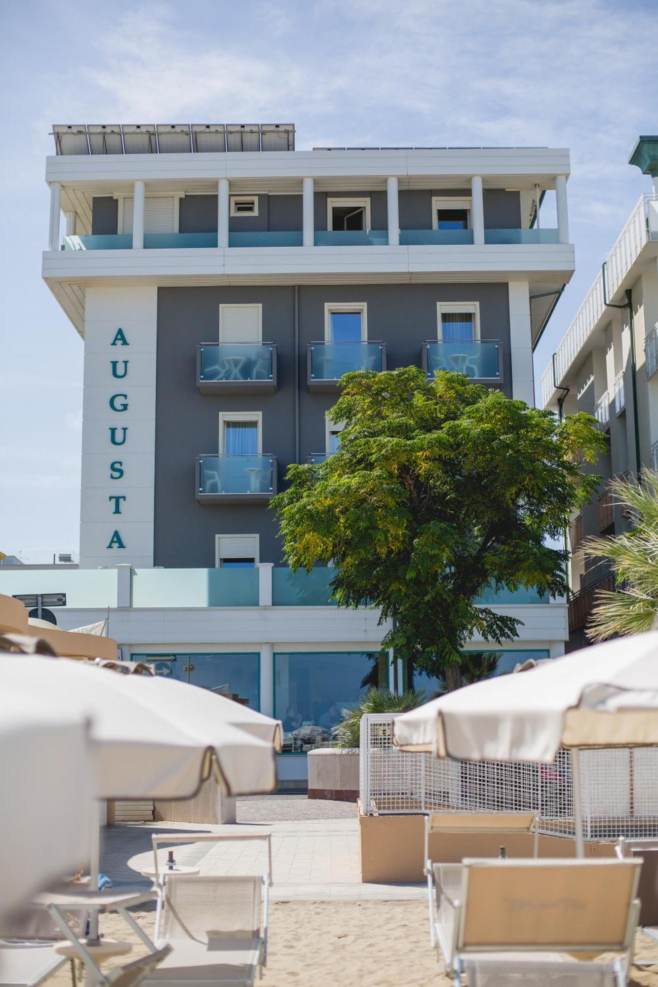 Hotel Augusta Bellaria-Igea Marina Esterno foto